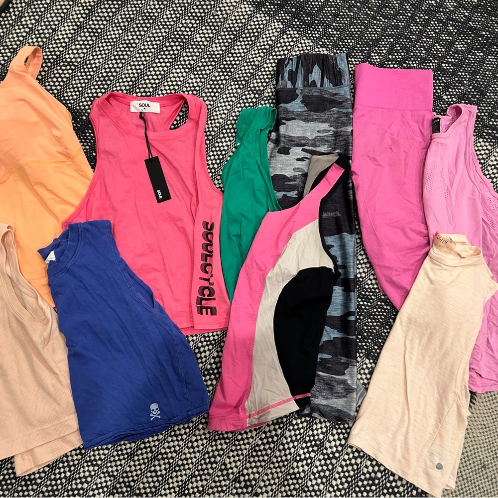 Large lot of athletic wear- lululemon, terez, soul cycle and more - 10 items!